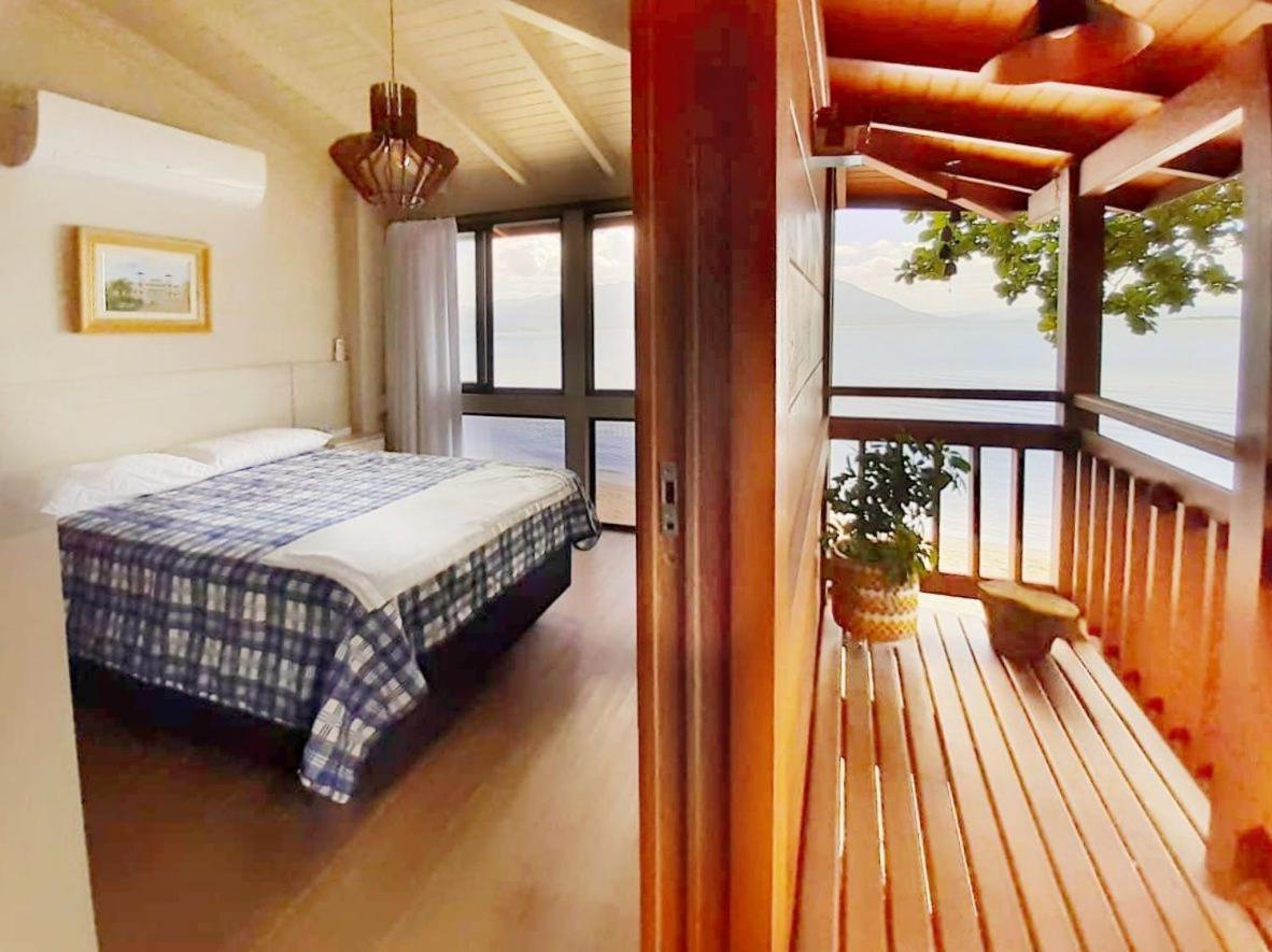 Studio Casa Da Arvore, Pe Na Areia, Ribeirao Da Ilha, フロリアノポリス エクステリア 写真